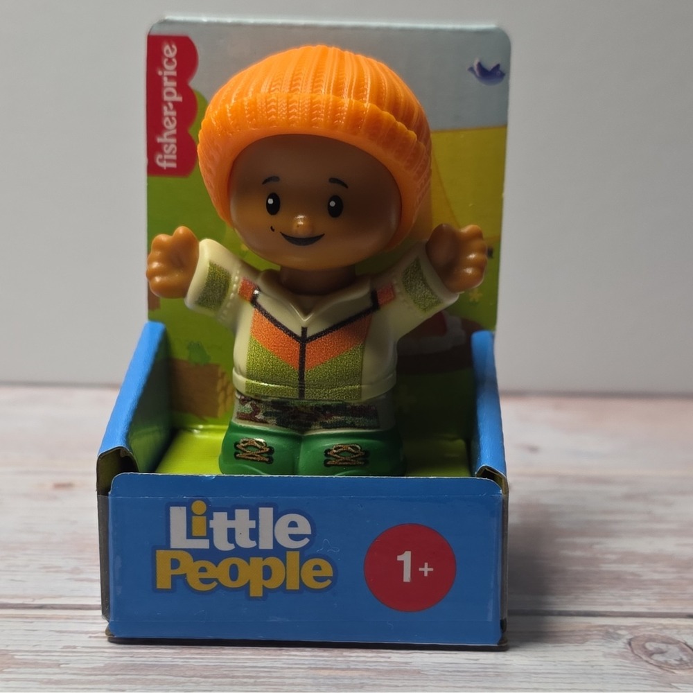 Fisher-Price Little People Skater Figure Orange Beanie Green Outfit JFC21/JBD47